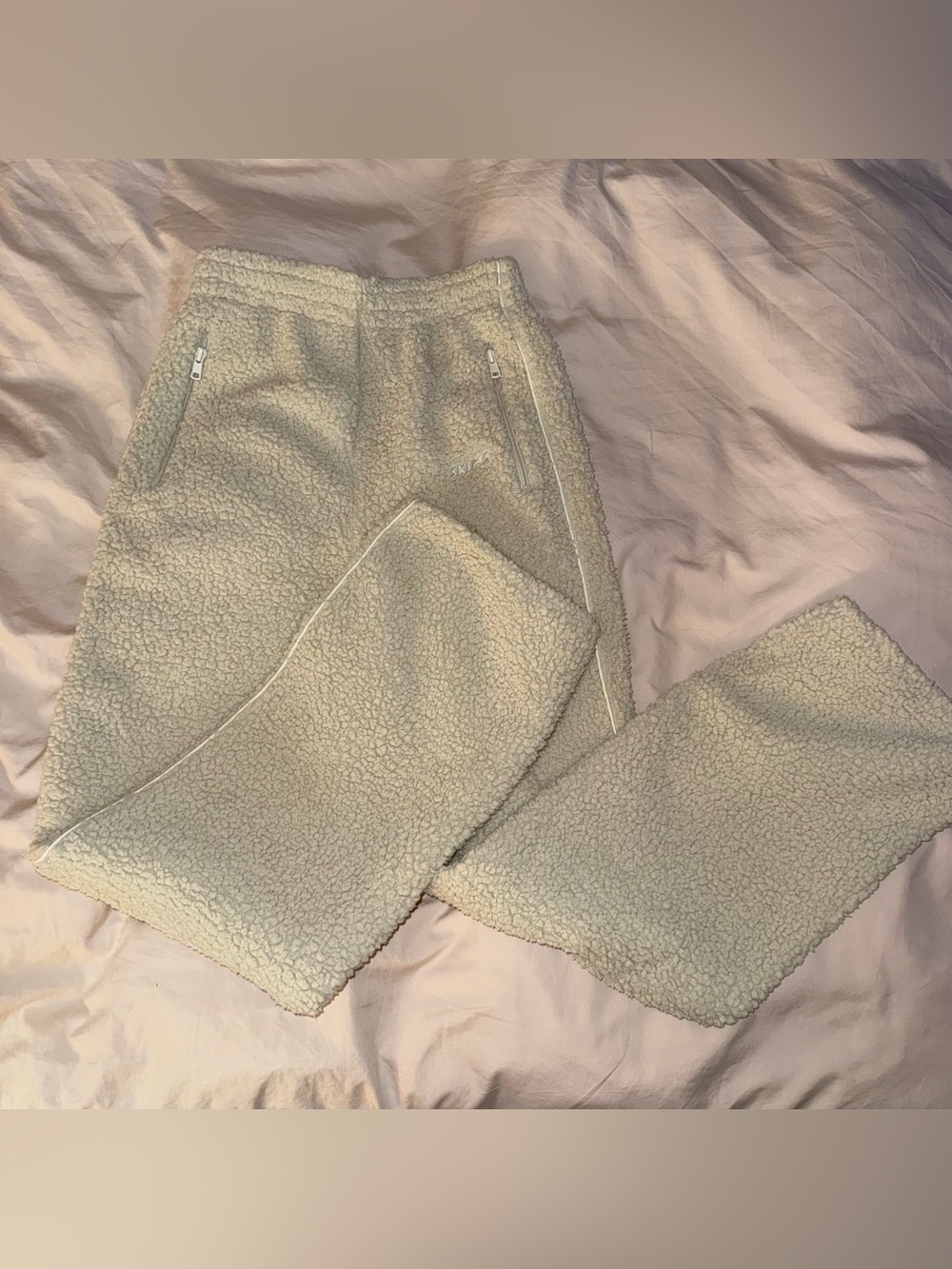 skims ivory sherpa teddy pants xxs